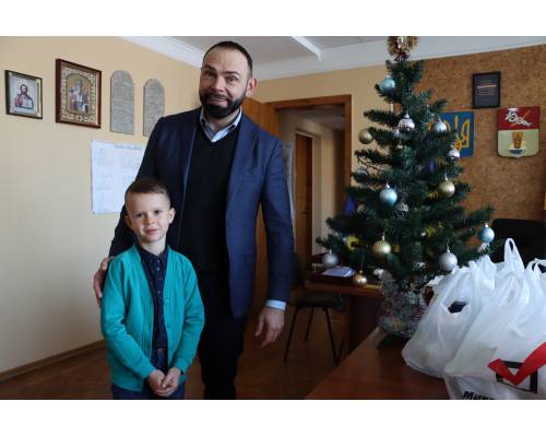 Міський голова Микола Бакшеєв нагородив переможців конкурсу «Мій найкращий новий рік»